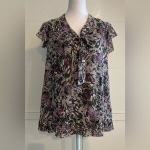 Chic Floral Blouse with Bow Accent